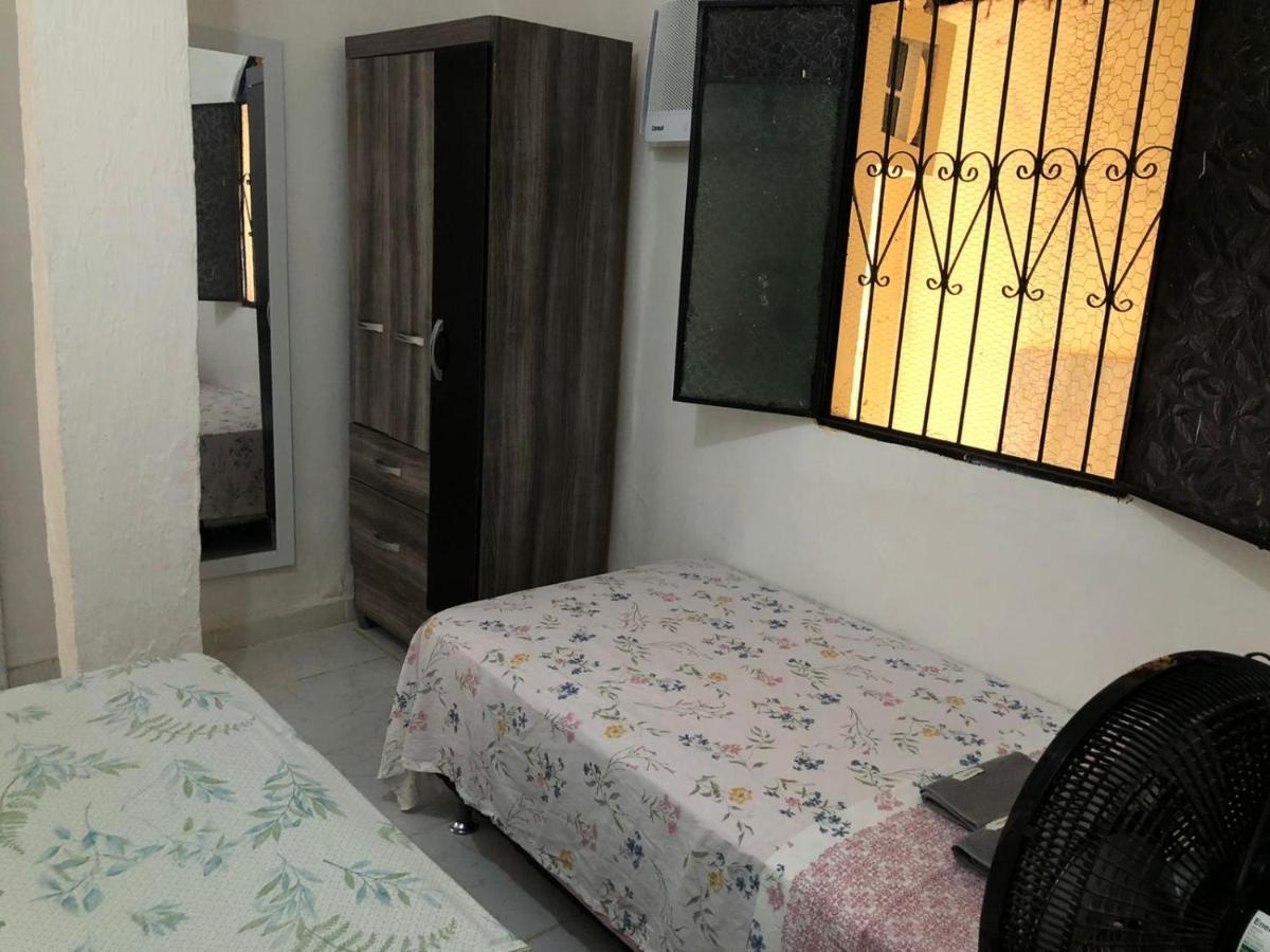 Casa De Hospedes Manaus - Dormitorios Com Cozinha Exteriör bild